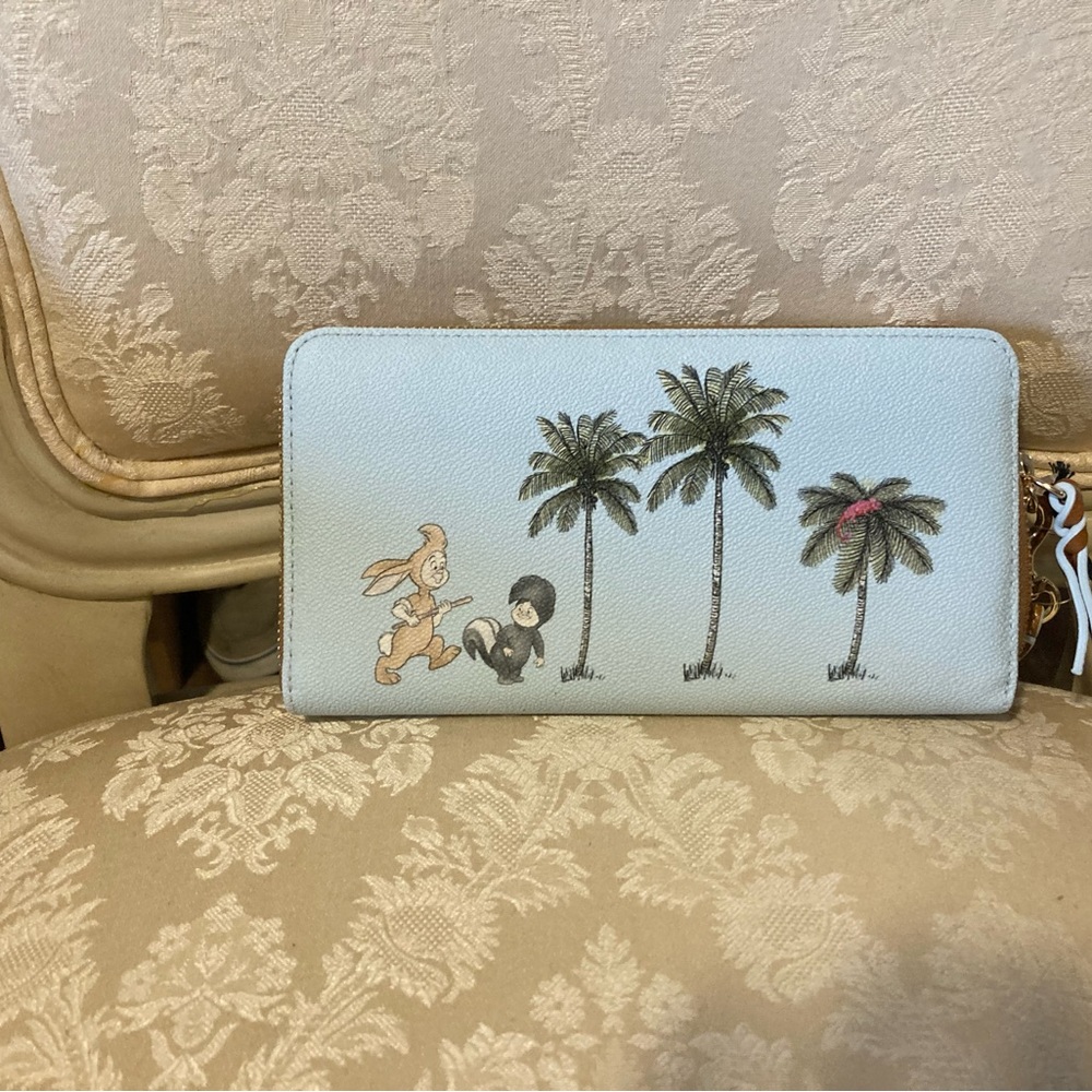 Dooney and Bourke Disney Leather Light Blue Wristlet Wallet - Picture 4 of 9